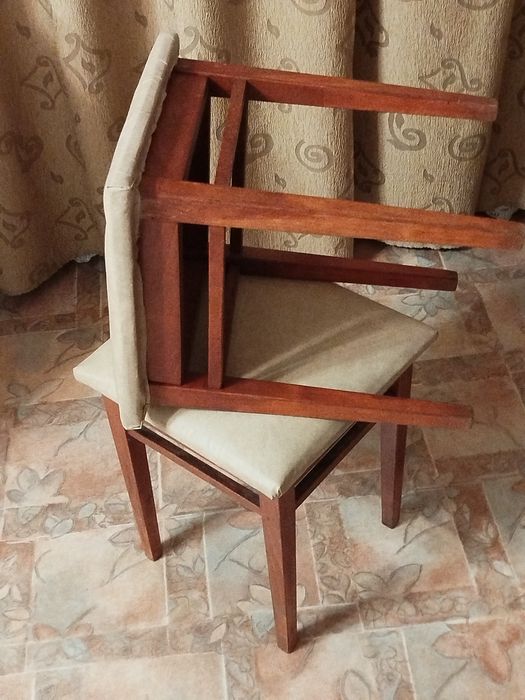 Продам табуретки 4 шт
