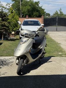 Vând Scuter Electric