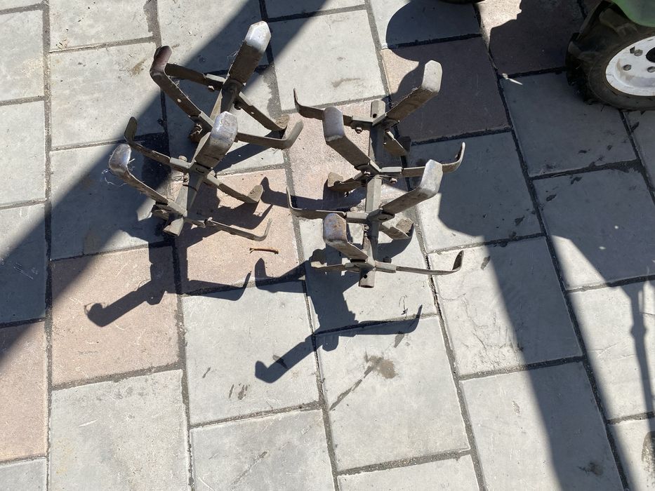 Мотоплуг бензиновый