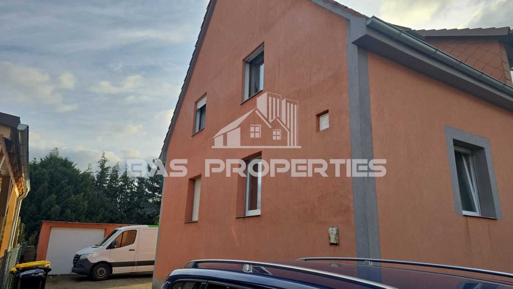 Продава се Къща в София, Център - 280 кв.м за 1500 €/кв.м - Снимка #1