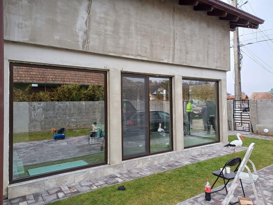 Ferestre si usi PVC & aluminiu – lucrari la comanda