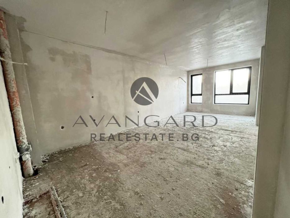 Продава се Тристаен апартамент в Пловдив, Тракия - 105 кв.м за 777 €/кв.м - Снимка #2