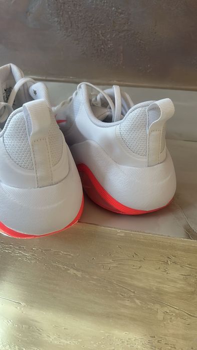 Adidasi nike marimea 38