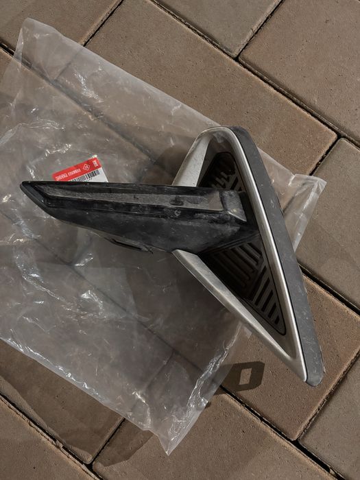 Заглушка фары Geely Emgrand SS11 матовая оригинал