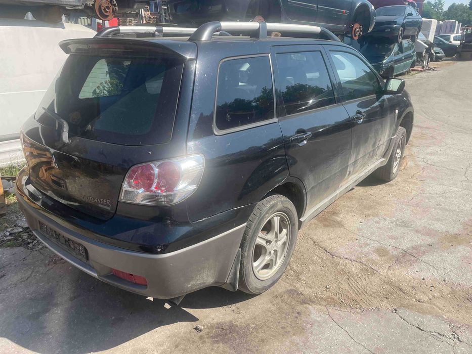 Mitsubishi Outlander 2.0i / Мицубиши Аутлендър 2004 година на части