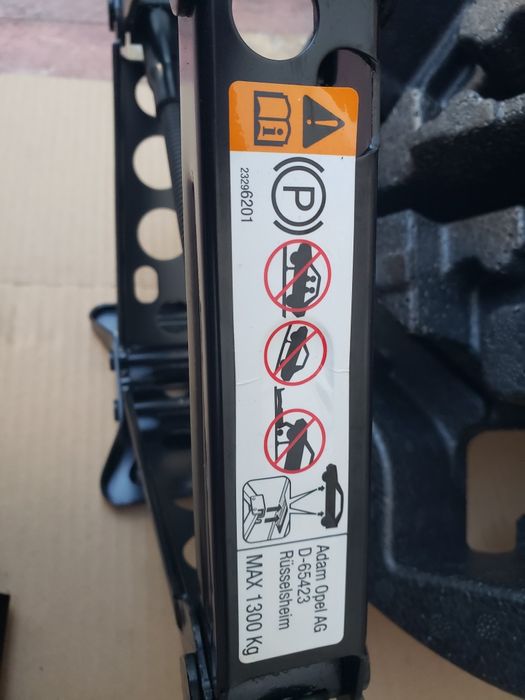 Kit pana cric cheie opel astra k