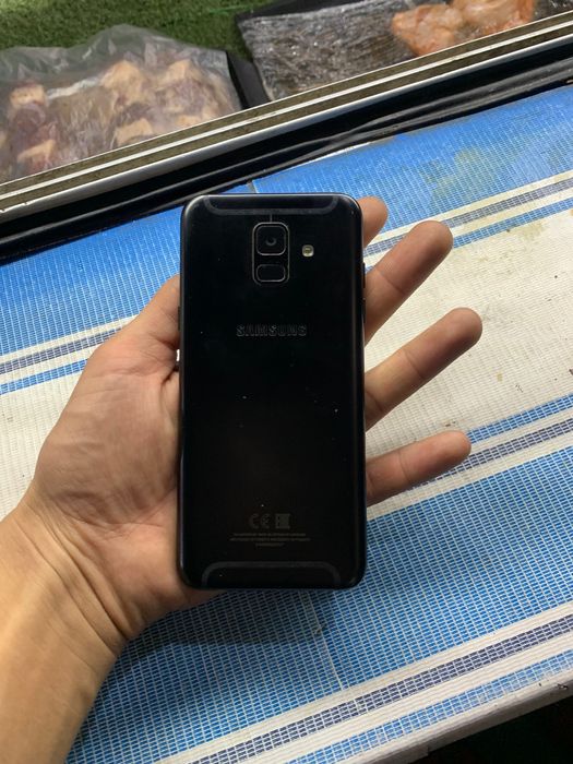 Samsung A6 ideal srochna sotiladi obmen yuq