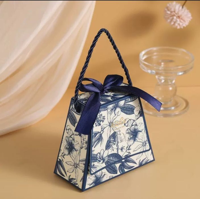 Бонбоньерка тойбастар