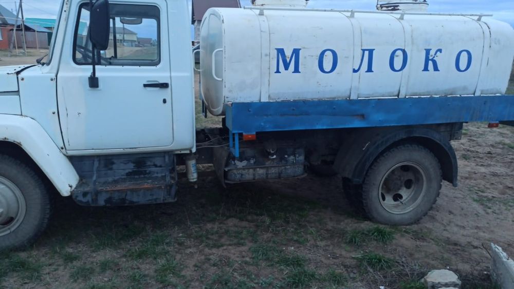Молоковоз Газ-3309