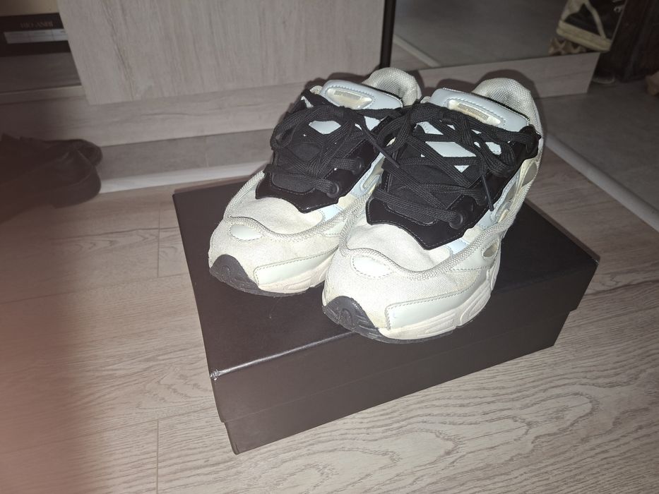 raf simons adidas ozweego