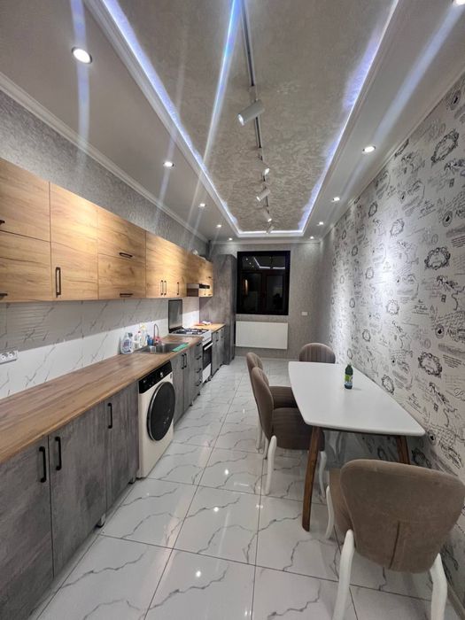 Квартира сотилади