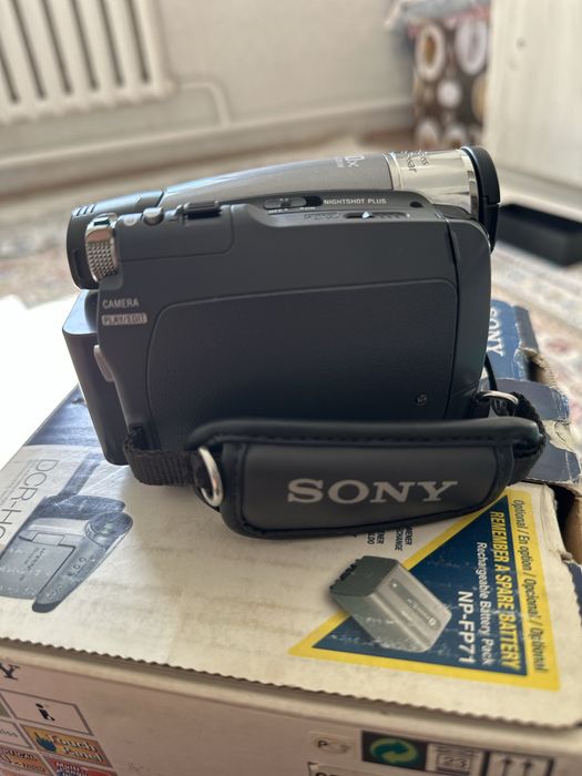 Видеокамера сатылады