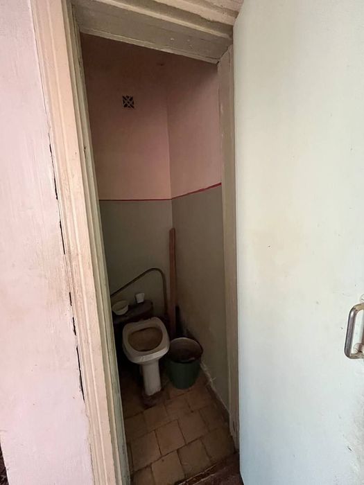 Продам квартиру своя 2х ком можно переделать в 3х