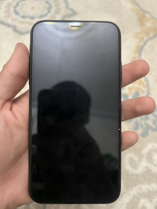Продается iPhone XR
