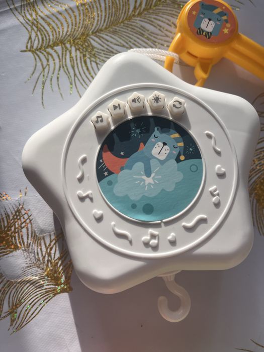 Продам детский мобиль на кроватку