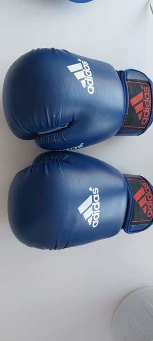 Продам боксёрский перчатки