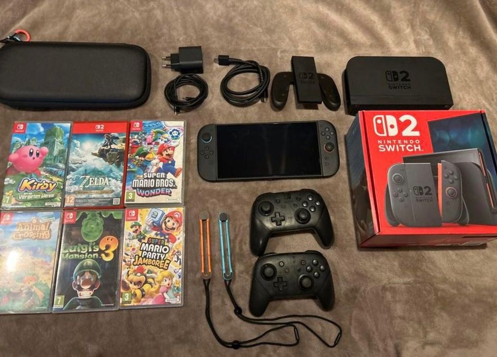 Nintendo Switch 2 (console+accessories+games)