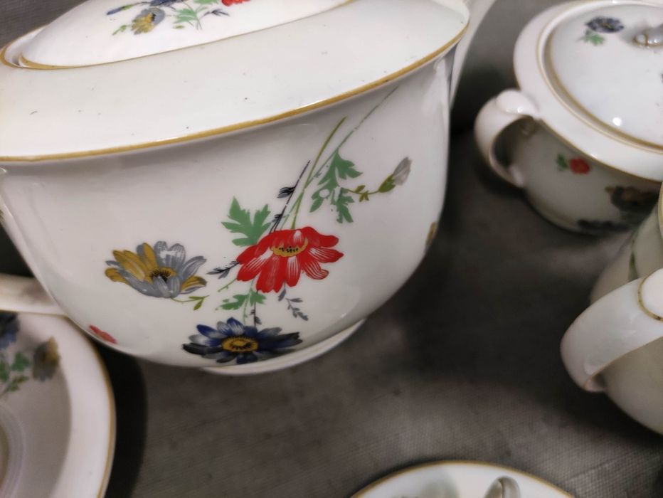Продавам немски порцеланов сервиз. Hutschenreuther Hohenberg 1814 1939