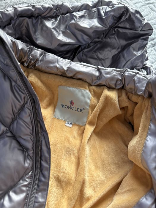 Зимний комбинезон Moncler