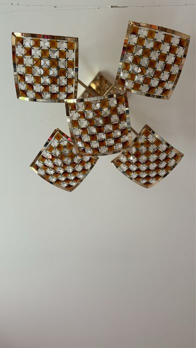 Люстры хорошего качества