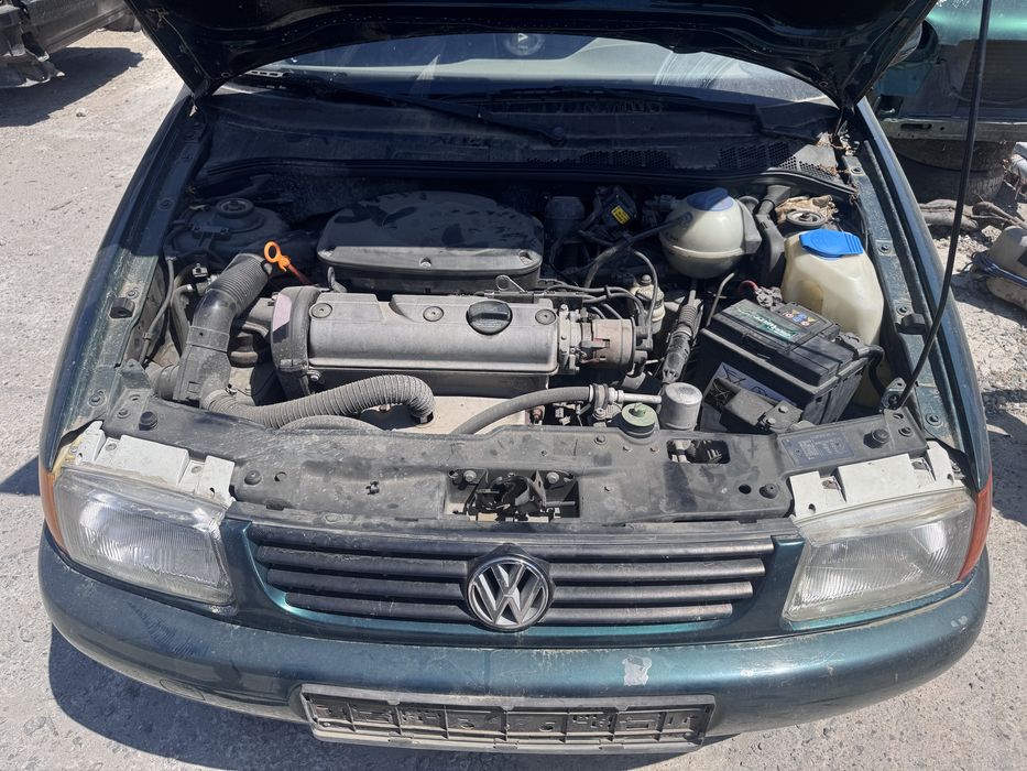 Vw Поло 1.6и 75кс 1998г На Части