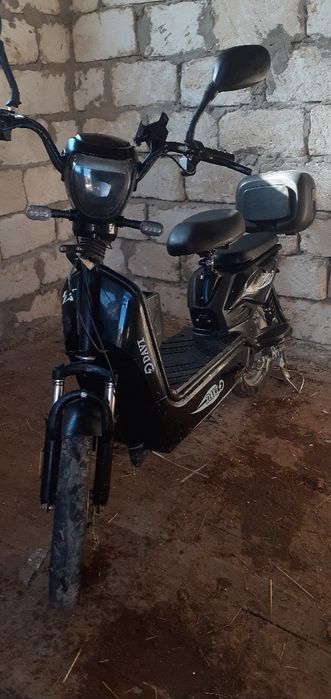 Электроскутер Davi