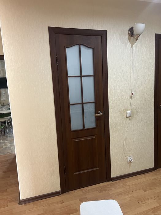 Продам двери межкомнатные