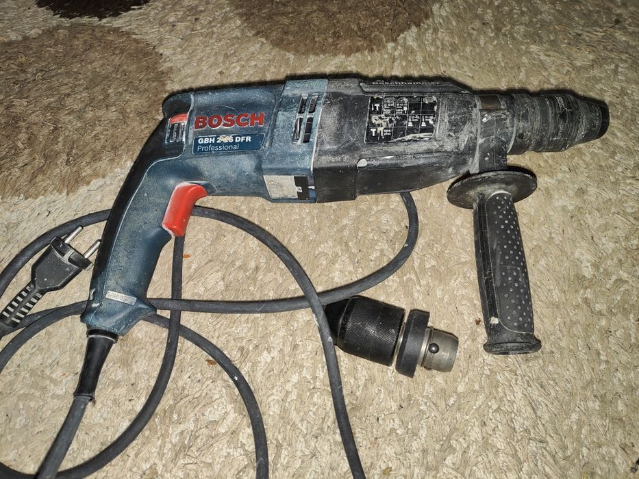 Продам перфоратор Bosch GBH 2-26 DFR