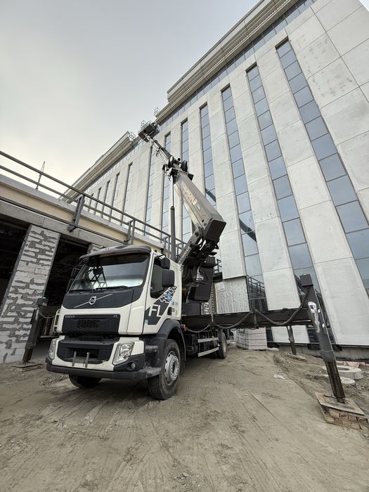Avtovishka Volvo 50Metr sotiladi