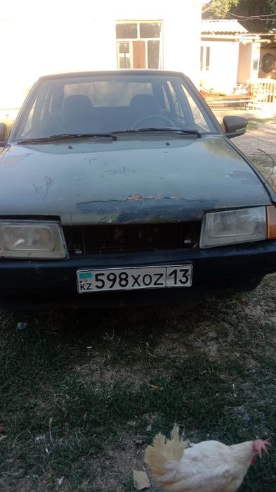 Автомобиль  ваз 2109
