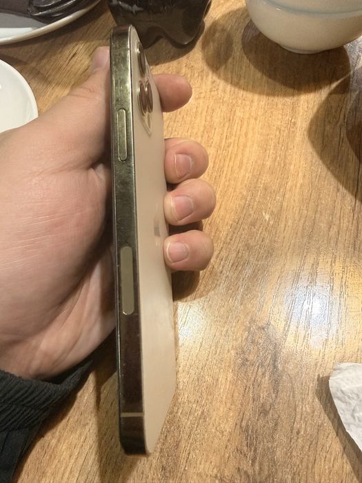 Iphone 12 pro продам срочно