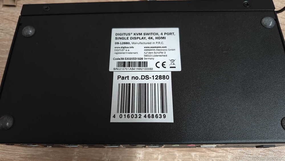 KVM Switch Digitus DS-12880 4-порта, 4K HDMI, като нов