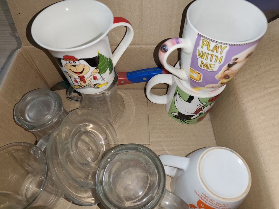 Цена за всё вместе Чайник, кастрюля, посуда