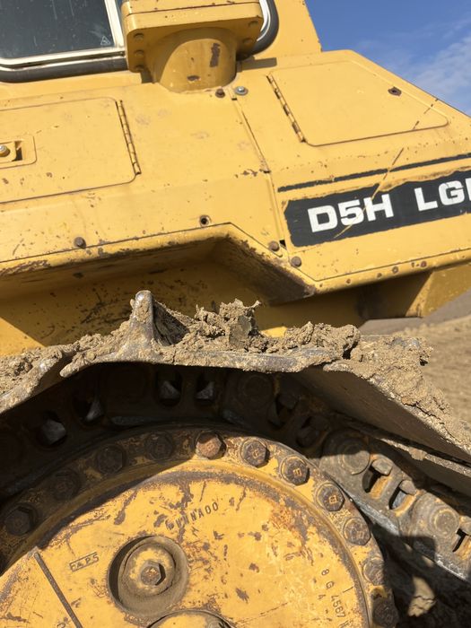 Vand Buldozer Caterpillar D5H  LGP