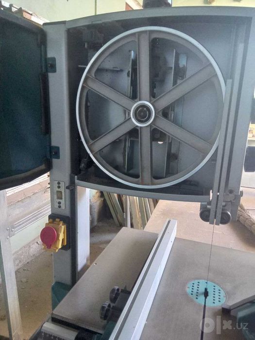 MAKITA LB1200F  Пила ленточная -220 В