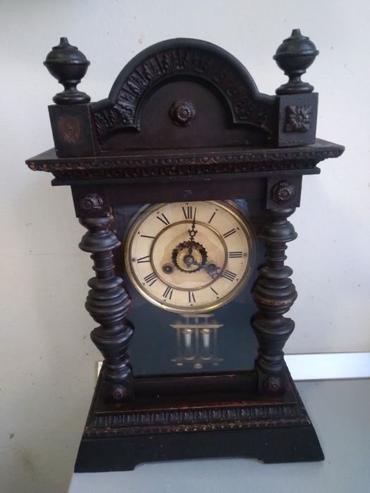 Se vinde ceas semineu antic 1920 Junghans perfect functional