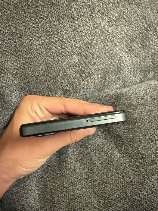 Продам телефон Vivo Y17s
