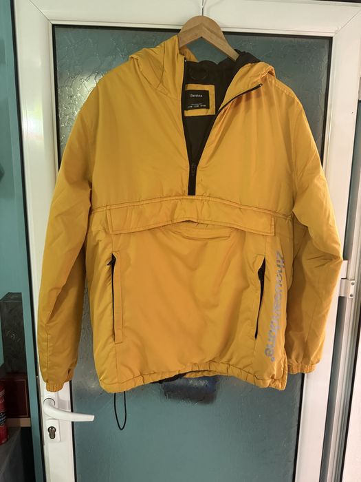 Лот от мъжки маркови якета