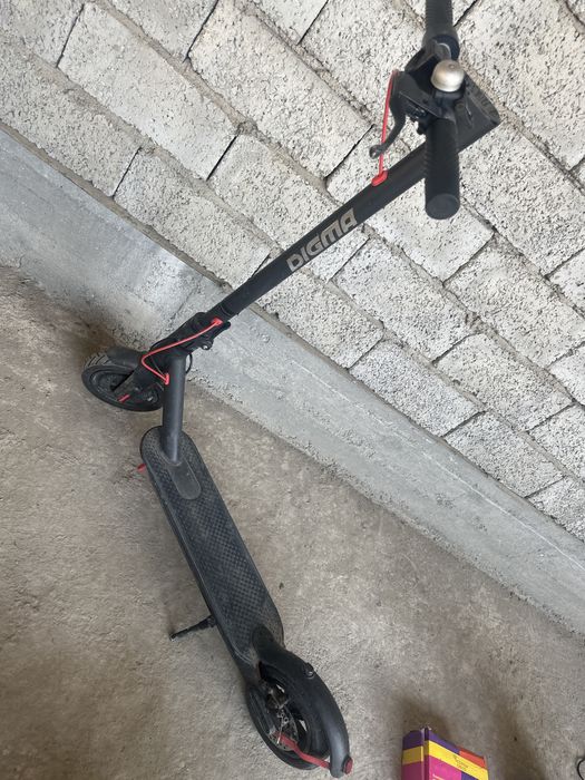 Электросомакат DIGMA б/у