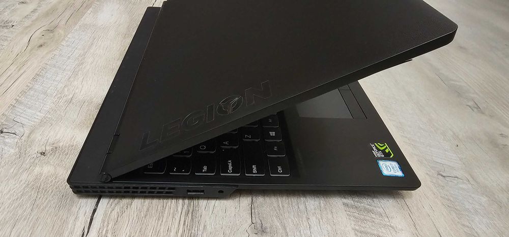 Laptopo Lenovo Legion Y530-15ICH