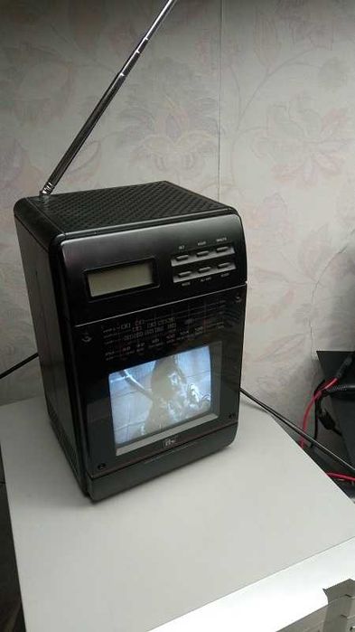 Портативные телевизоры с радиоприёмником.