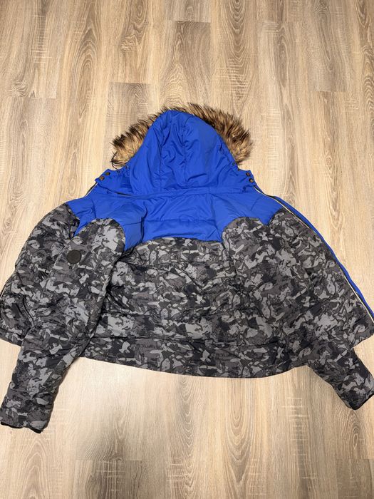 Куртка в хорошем состоянии