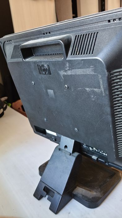 Продам Монитор hp