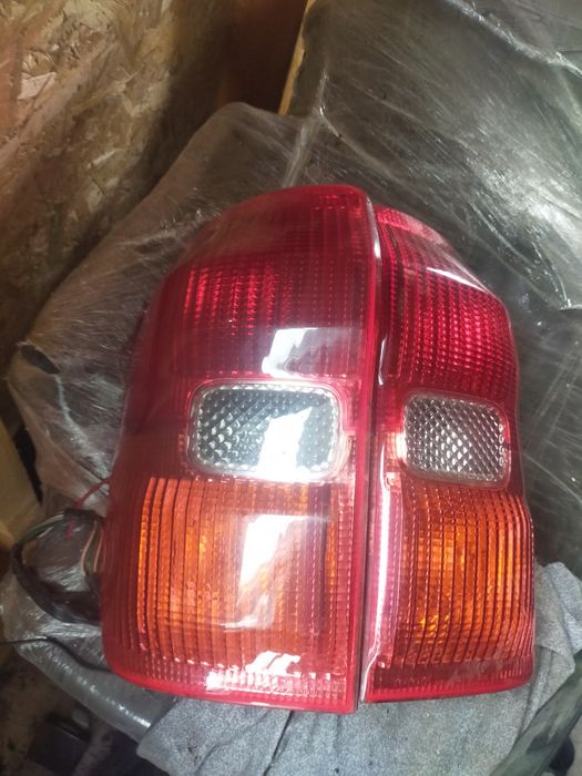 Stopuri stânga dreapta Toyota RAV4 model 2001-2006