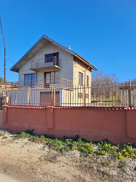 Продава се Къща в Нови пазар - 150 кв.м за 255 €/кв.м - Снимка #1