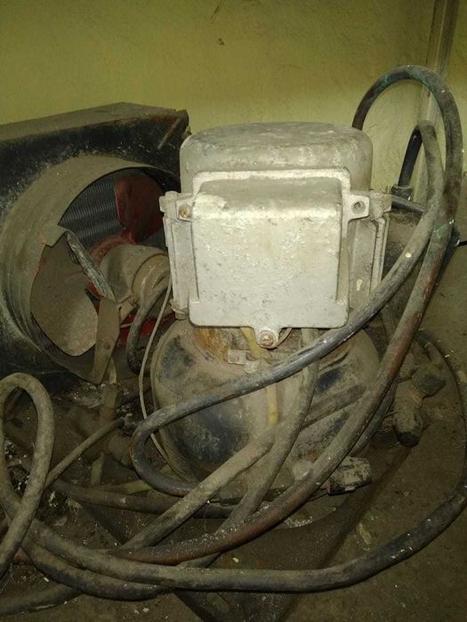 Мощный холодильный компрессор