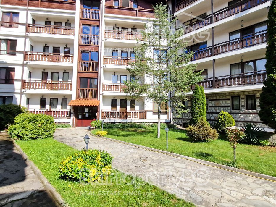 Просторно студио за продажба, на 100 м. от лифта!