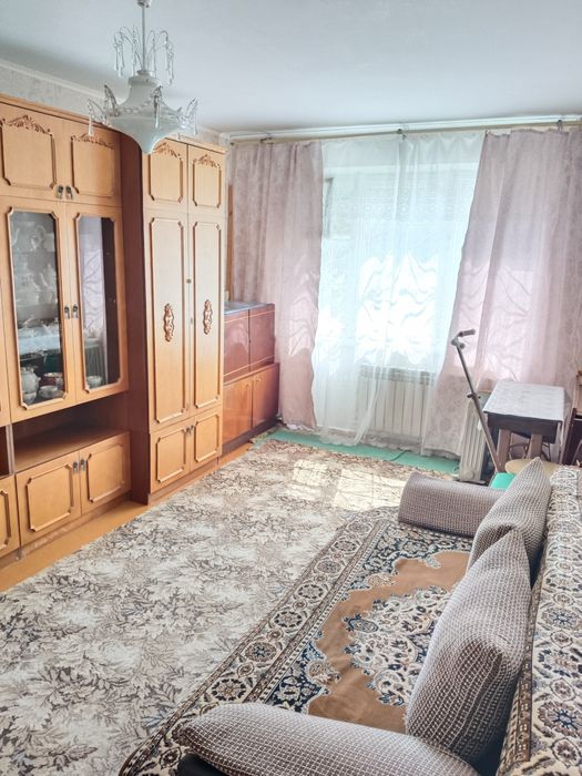 Продам 3 х комн квар.4 -23-1  этаж.