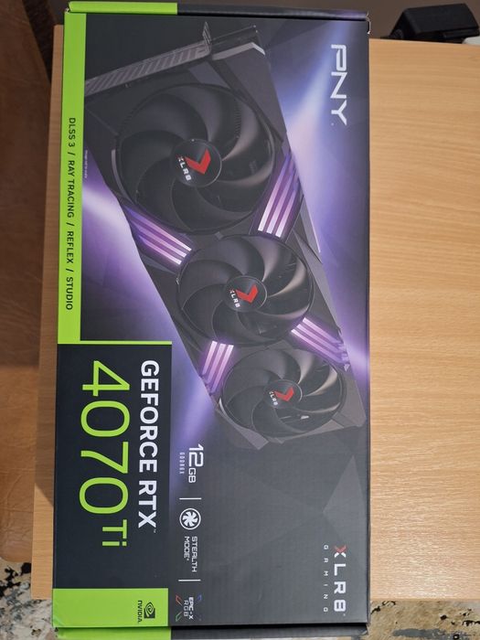 Placă video PNY XLR8 GEFORCE RTX 4070 Ti