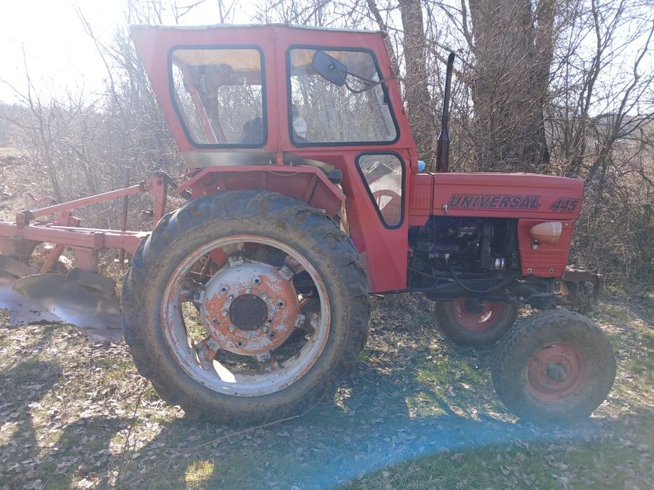 Tractor 445L cu plug si disc